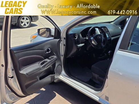 Used 2017 Nissan Versa FWD image 47