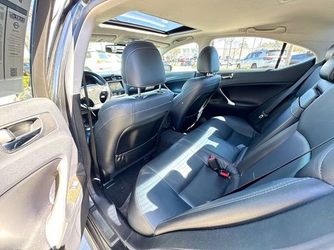 Used 2011 Lexus IS 350 w/ Luxury Plus Value Edition image 31