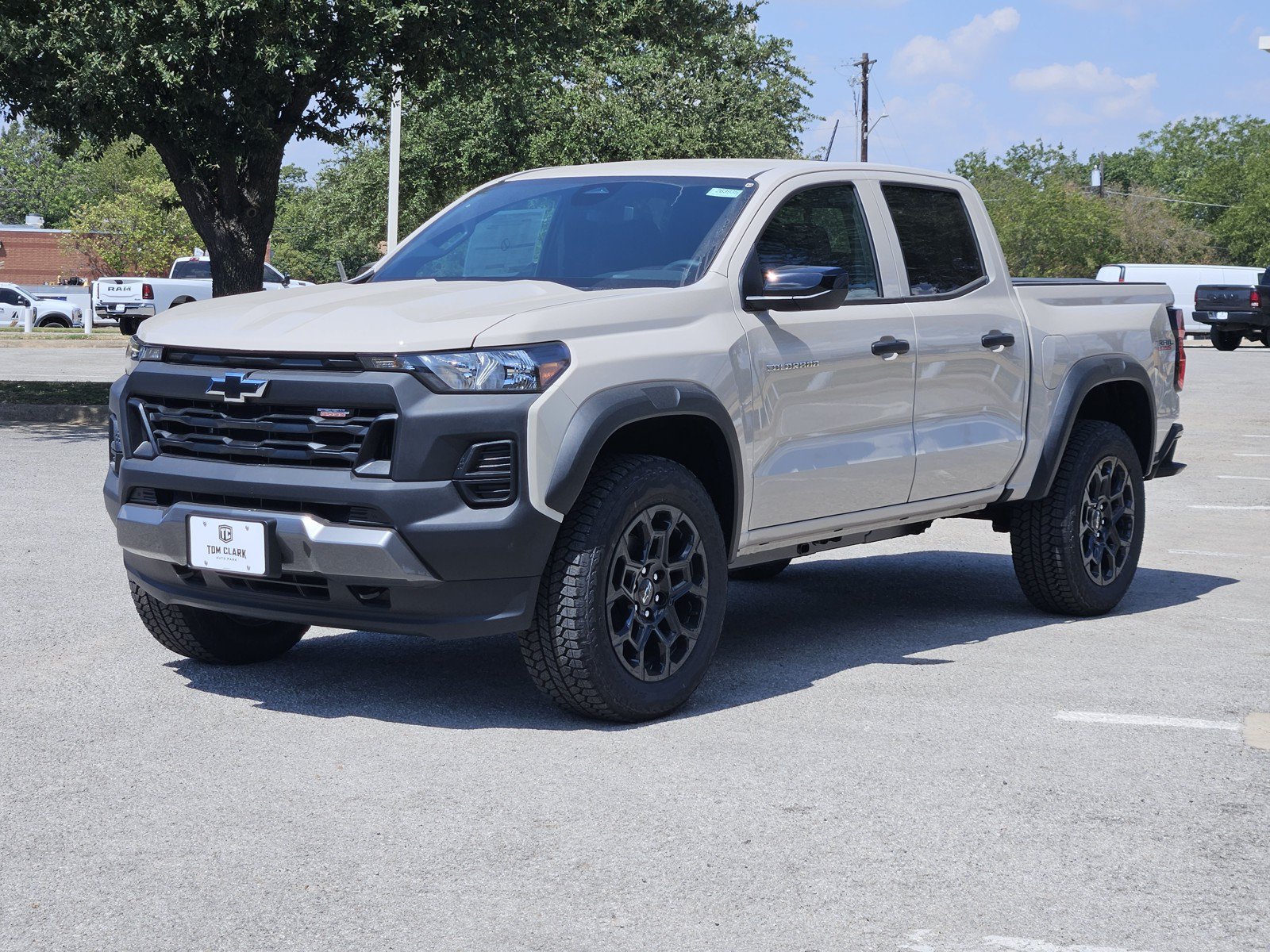 New 2026 Chevrolet Colorado Trail Boss AWD/4WD image 2