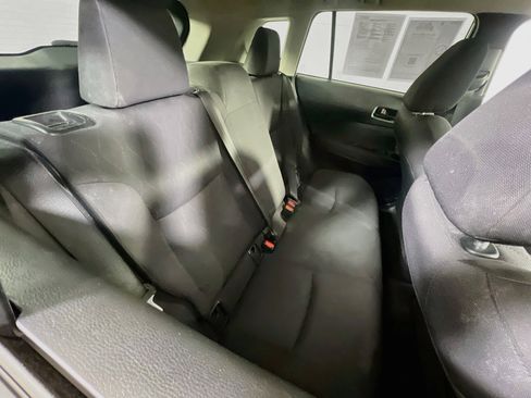 Used 2022 Toyota Corolla Cross LE AWD/4WD image 24