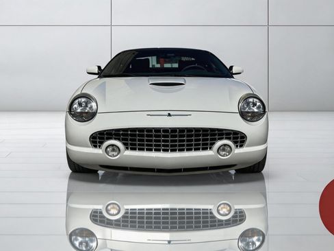 Used 2002 Ford Thunderbird RWD image 4