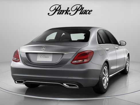 Used 2018 Mercedes-Benz C 300 4MATIC Sedan image 18