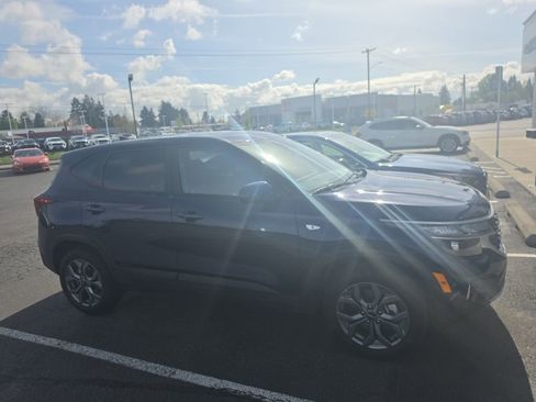 Used 2026 Kia Seltos LX image 2