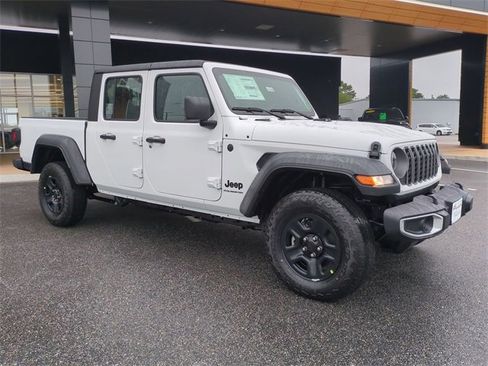 New 2025 Jeep Gladiator Sport image 2