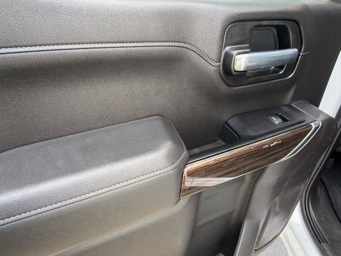 Used 2020 Chevrolet Silverado 1500 RST AWD/4WD image 15