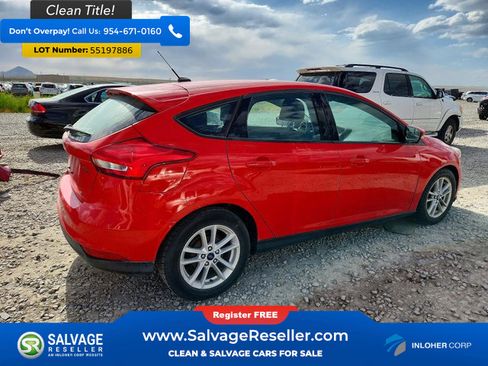 Used 2017 Ford Focus SE FWD image 4