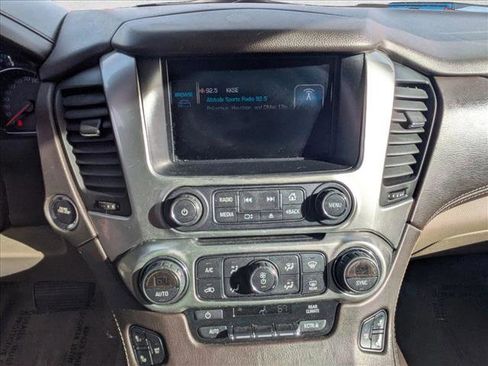 Used 2015 Chevrolet Suburban LTZ image 17