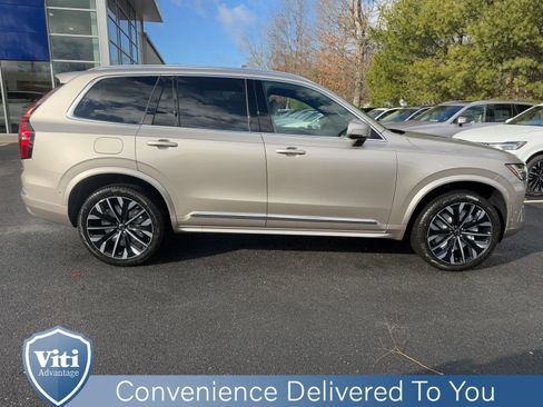 New 2026 Volvo XC90 B6 Plus w/ Protection Package Premier image 9