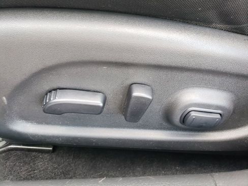 Used 2016 Nissan Altima 2.5 SR w/ LED Appearance Package image 11