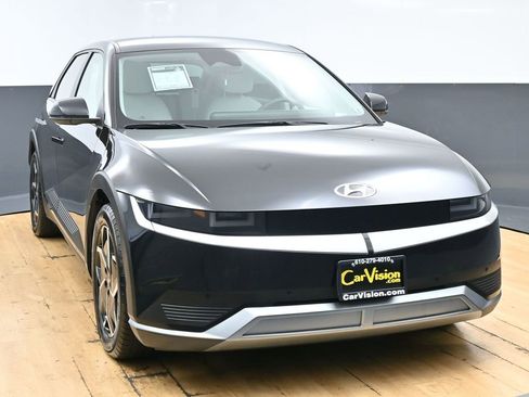 Used 2022 Hyundai Ioniq 5 SEL w/ Cargo Package image 4