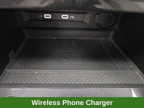 Used 2024 Volkswagen Tiguan SE R-Line AWD/4WD image 33