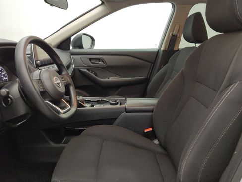 Used 2024 Nissan Rogue S AWD/4WD image 17