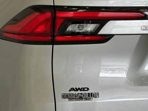 Used 2024 Toyota Grand Highlander XLE image 27