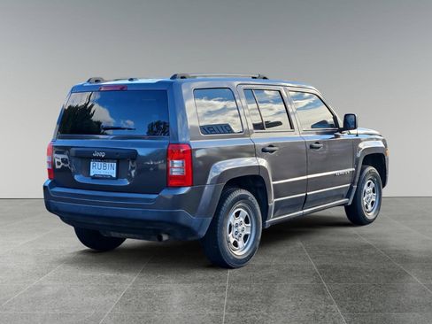 Used 2016 Jeep Patriot Sport FWD image 7