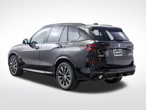 New 2026 BMW X5 xDrive40i w/ M Sport Package AWD/4WD image 3