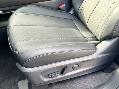 Used 2026 INFINITI QX60 Luxe w/ Cargo Package FWD image 21