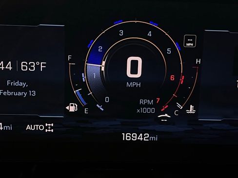 Used 2025 Chevrolet Suburban RST w/ Sun And Tow Package image 14