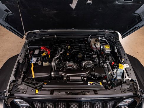 Used 2022 Jeep Wrangler Unlimited Sport image 28