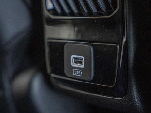 New 2026 Jeep Compass Limited image 34