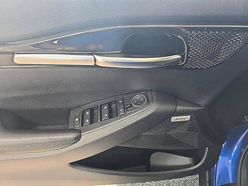 Used 2021 Kia Seltos SX w/ SX Sunroof Package AWD/4WD image 15