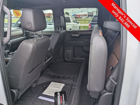 Used 2023 Chevrolet Silverado 1500 High Country w/ High Country Premium Package AWD/4WD image 10