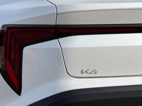 Certified 2025 Kia K4 EX image 34