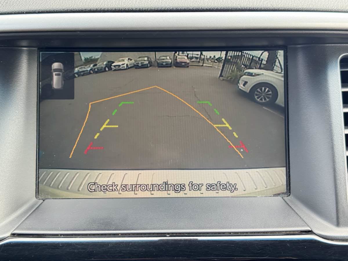 Used 2020 Nissan Pathfinder S FWD image 47
