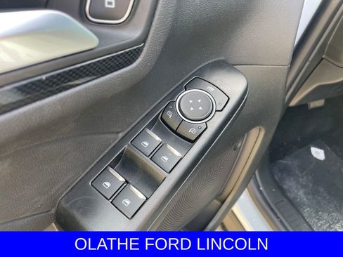 New 2026 Ford Escape ST-Line w/ Tech Pack #1 image 18