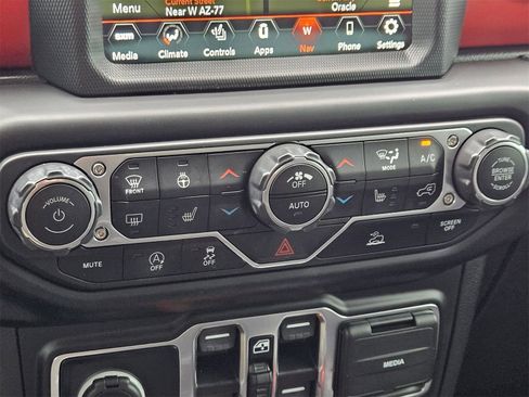 Used 2022 Jeep Gladiator Rubicon w/ LED Lighting Group image 22