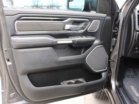 Used 2019 RAM 1500 Laramie image 19