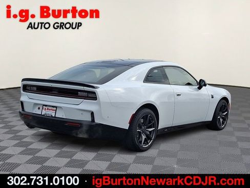 New 2026 Dodge Charger Scat Pack image 4