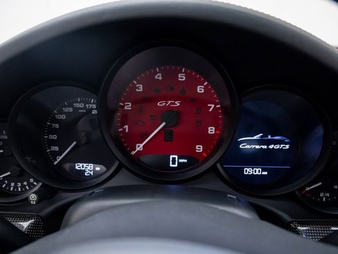 Used 2015 Porsche 911 Carrera 4 GTS AWD/4WD image 18