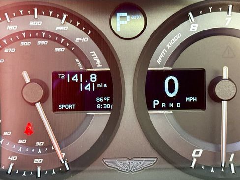 Used 2018 Aston Martin Vanquish Zagato RWD image 12