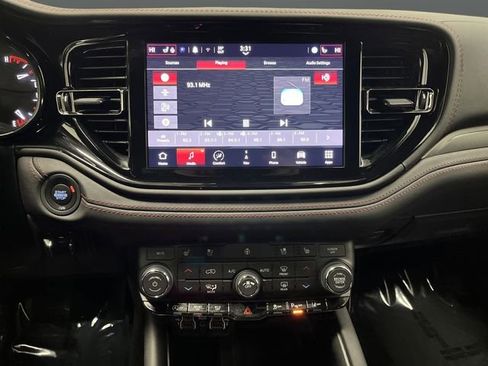 Used 2024 Dodge Durango GT image 9