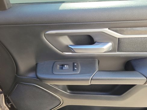 Used 2020 RAM 1500 Big Horn AWD/4WD image 28