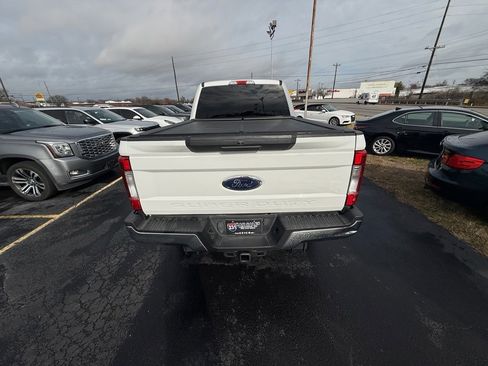 Used 2019 Ford F250 XLT w/ Snow Plow Prep Package image 4