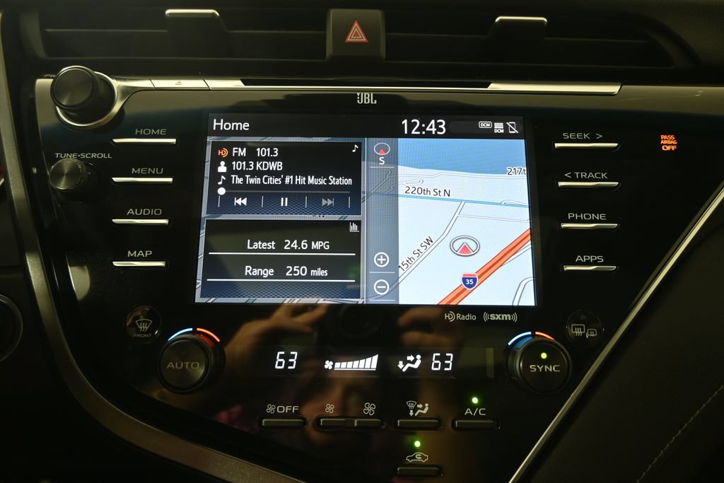 Used 2018 Toyota Camry XSE w/ Driver Assist Package FWD image 25