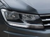 Used 2021 Volkswagen Tiguan SE image 3