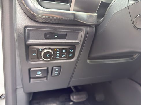 New 2025 Ford F150 Platinum image 18