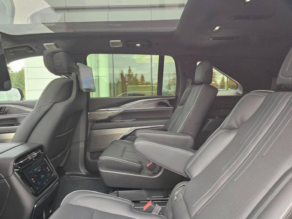 New 2026 Cadillac Escalade IQ Sport 2 AWD/4WD image 20