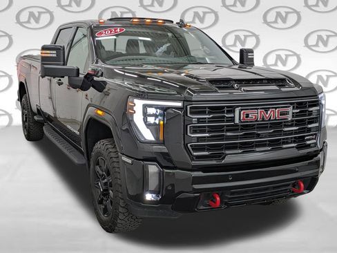 Used 2024 GMC Sierra 2500 AT4 w/ AT4 Premium Plus Package AWD/4WD image 26