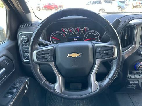 Used 2021 Chevrolet Silverado 1500 LT AWD/4WD image 30