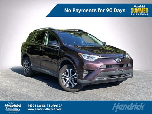 Used 2018 Toyota RAV4 LE w/ Carpet Mat Package AWD/4WD image 1