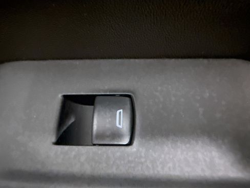 Used 2021 GMC Sierra 1500 AT4 image 30