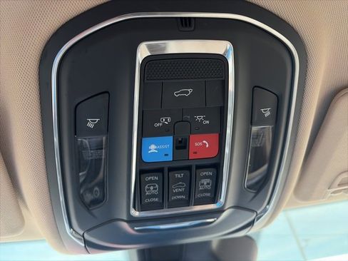 Used 2021 Jeep Grand Cherokee L Limited w/ Trailer Tow Group (B) image 25