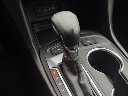 Used 2022 Chevrolet Equinox LT w/ Driver Convenience Package image 20