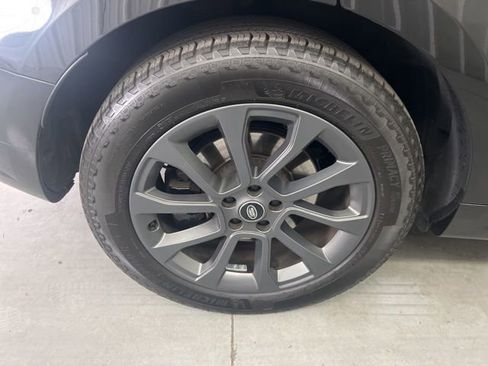 Used 2024 Land Rover Range Rover Sport Dynamic SE AWD/4WD image 25