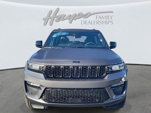 New 2025 Jeep Grand Cherokee Limited w/ Luxury Tech Group II image 14