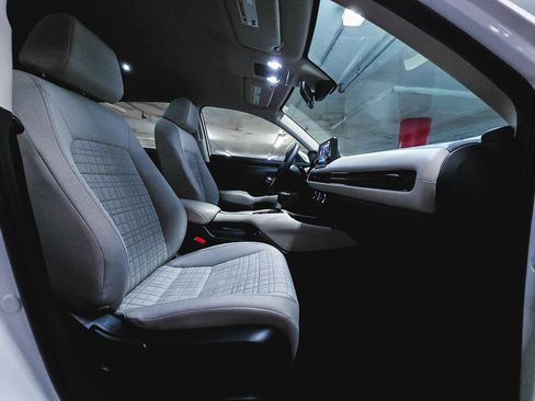 Used 2023 Honda HR-V LX image 31