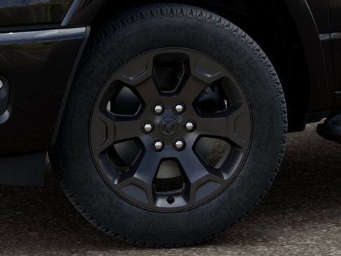 New 2026 RAM 1500 4x4 Crew Cab image 8